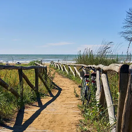 A Comfortably Furnished Flat Near The Sea