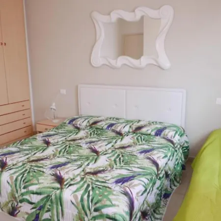 A Comfortably Furnished Flat Near The Sea Apartment