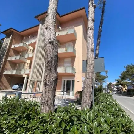 A Comfortably Furnished Flat Near The Sea
